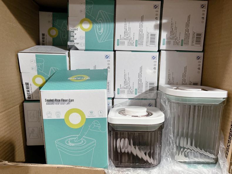 Large Airtight Plastic Storage Jar for Flour, Snacks, Grains, and Milk Powder