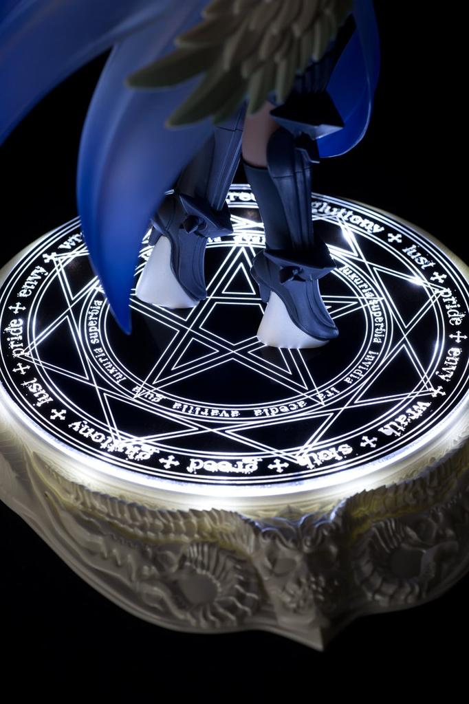 Орхидея Семь смертных грехов Новый Завет Статуя злого бога Люцифер Версия пришествия Масштаб ПВХ Окрашенная Полностью собранная фигурка 1/8