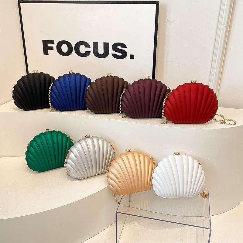 Сумки женская сумка 2025 новая европейская и американская конфетного цвета вечерняя сумка модная личность плечо акриловая сумка-ракушка