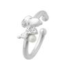 Snoopy Pearl Ear Cuff It Into a Jewelry Case 1P Single Ear Ladies 925 Silver Freshwater Pearl Official PEANUTS Goods Character [Shinjuku Ginnokura]