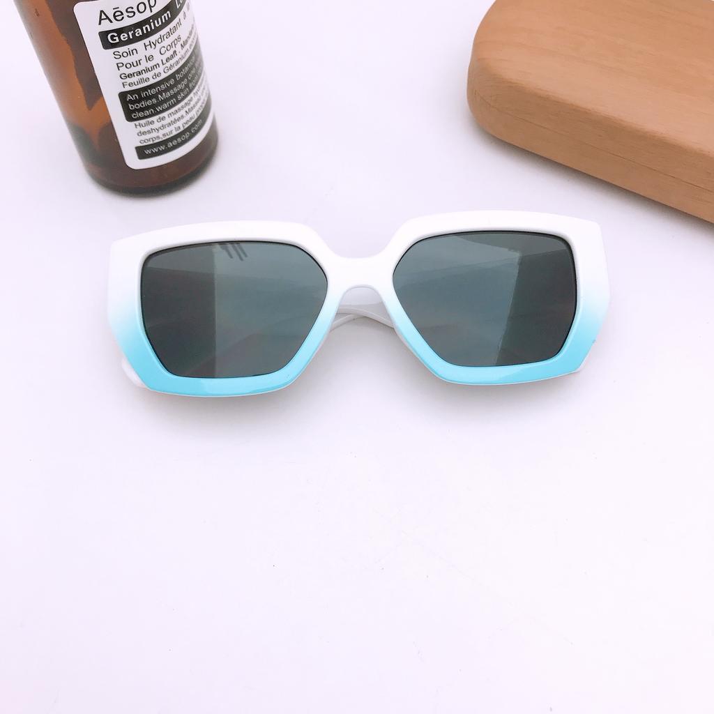 Детская ретро-коробка Wind, супер крутые солнцезащитные очки с постепенным изменением цвета, модные уличные солнцезащитные очки для мальчиков и девочек