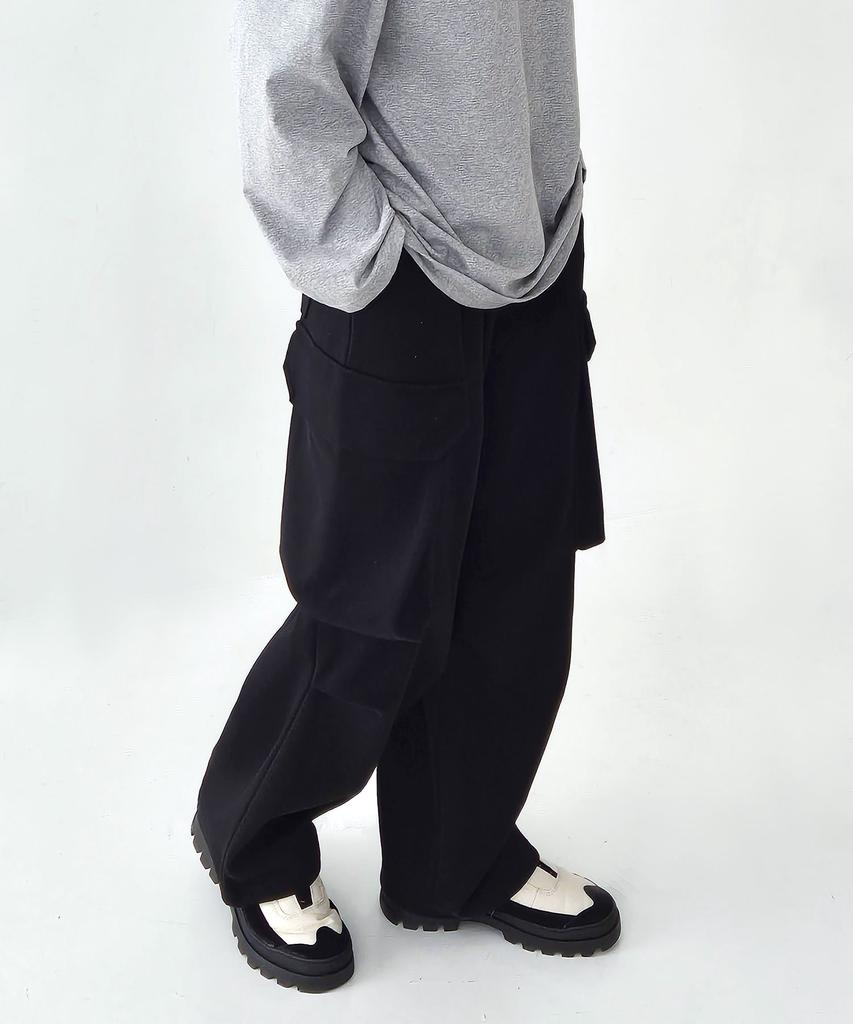 UMM Big Pocket Wide Cargo Training Jogger Pants 2 Colors