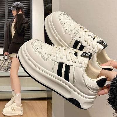 Маленькие белые туфли на толстой подошве женские маленькие универсальные дышащие увеличивающие рост и стройнящие кеды