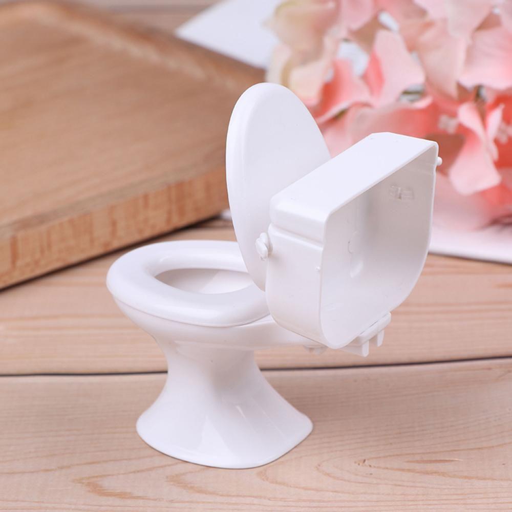 Playing House Miniature Toilet White Closestool Model Doll Accessories Dollhouse Furniture