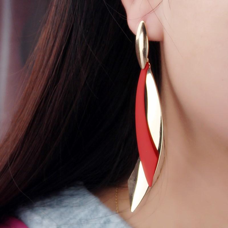 Рождественские серьги-капли для женщин, длинные стильные простые универсальные персонализированные ювелирные изделия в европейском и американском стиле для женщин, подарок