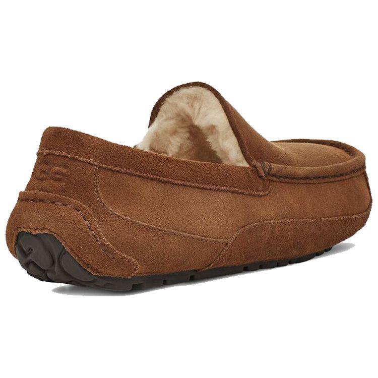 UGG Повседневная обувь на плоской подошве с низким верхом Мужская обувь Коричневый 1115149-CHE