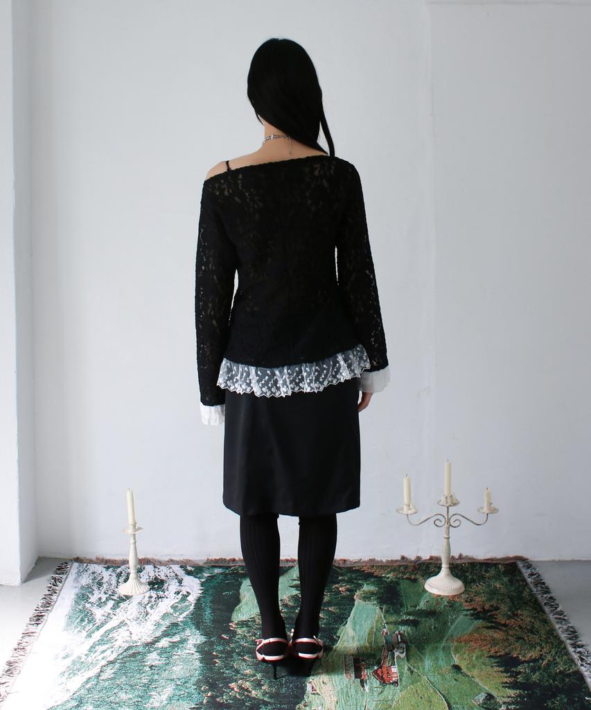 RUBATI Sofia Boat Neck Frill Lace Long Sleeve T-Shirt_Black