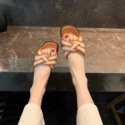 Женская обувь – Сандалии