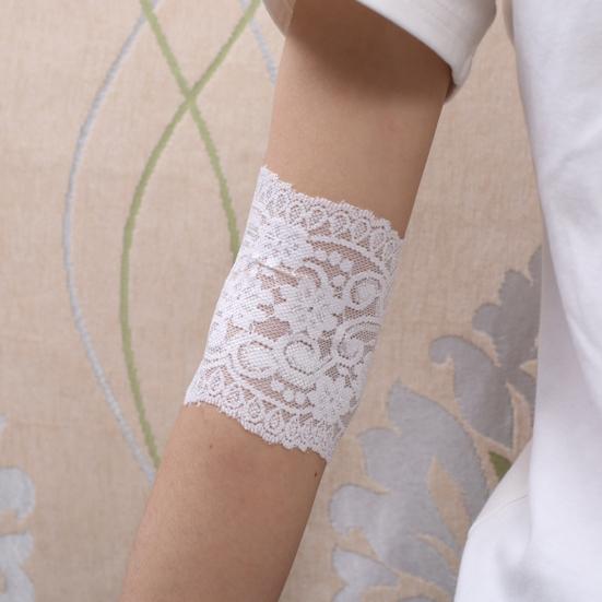 Женские короткие кружевные перчатки без пальцев с рукавами длиной до запястья, солнцезащитные перчатки с цветочным кружевом, для свадебного выпускного вечера, для вождения, езды на велосипеде