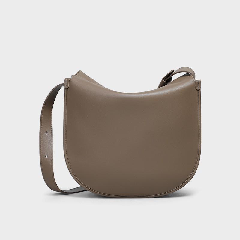 Womens Genuine Leather Saddle Crossbody Bag Stylish Shoulder With Zip Urban Chic Daily Use Handbag