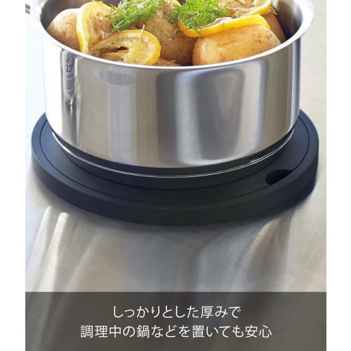 Yamazaki Tower Silicone Trivet, Round, Black, Approx. 16cm W x 16cm D x 1cm H, Heat-Resistant, Product Code: 2955