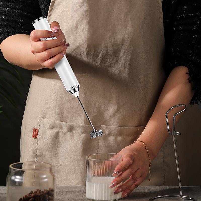 Ручной беспроводной миксер с двумя венчиками, вспениватель для заварного крема, мини-портативный блендер для кофе, молока, три скорости, взбивание яичного белка, USB