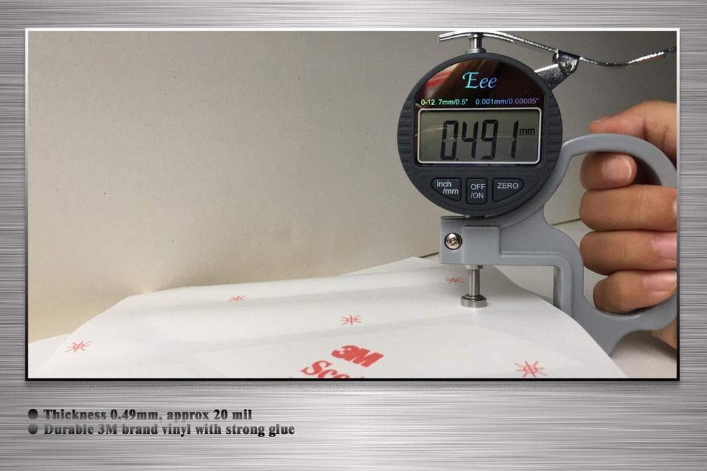 Лист микронаклейки с логотипом спонсора гоночной команды Kungfu Graphics, белый