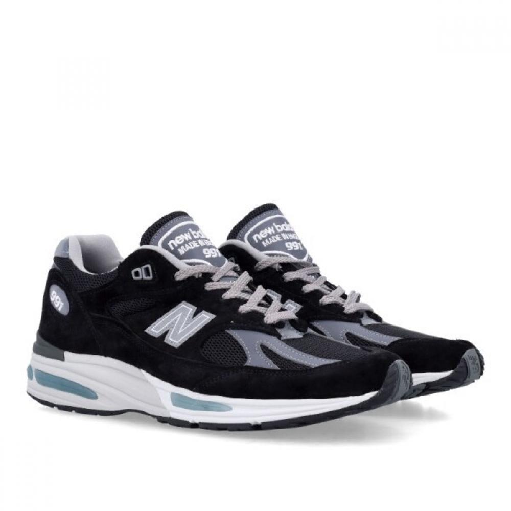 New Balance Черно-серые кроссовки из сетки U991bk2 Черный