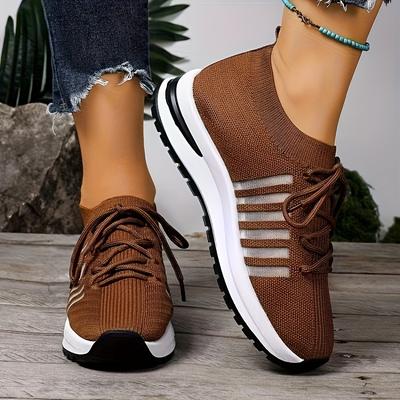 Дышащие спортивные одинарные туфли на толстой подошве 2025 Осень Новые Большие размеры На шнуровке спереди Удобные кроссовки для бега для женщин
