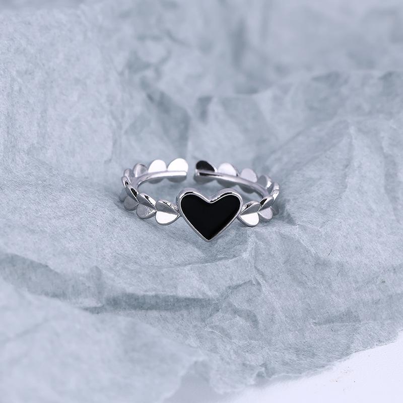 Dark Black Love Ring, Retro Simple Peach Heart Open Ring, Heart-Shaped Surround Design