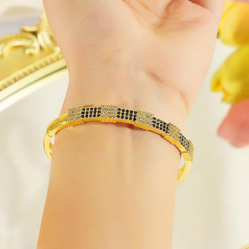 Роскошные золотые браслеты CMM с замысловатыми синими и зелеными инкрустациями из кубического циркония для модниц со всего мира