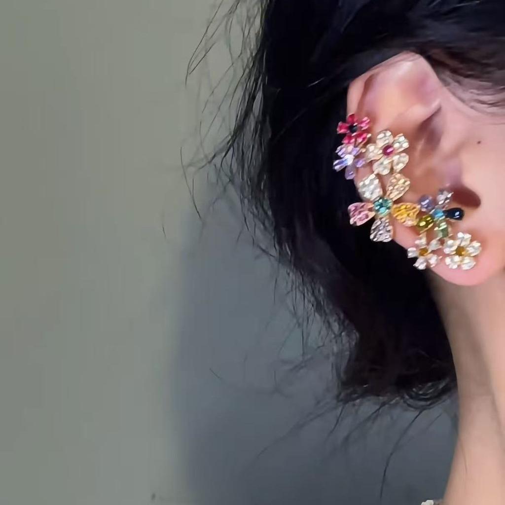 Серьги-кисточки с цветами из 18-каратного золота, изысканные серьги-пусеты высокого класса в стиле легкой роскоши, серьги для темпераментных женщин