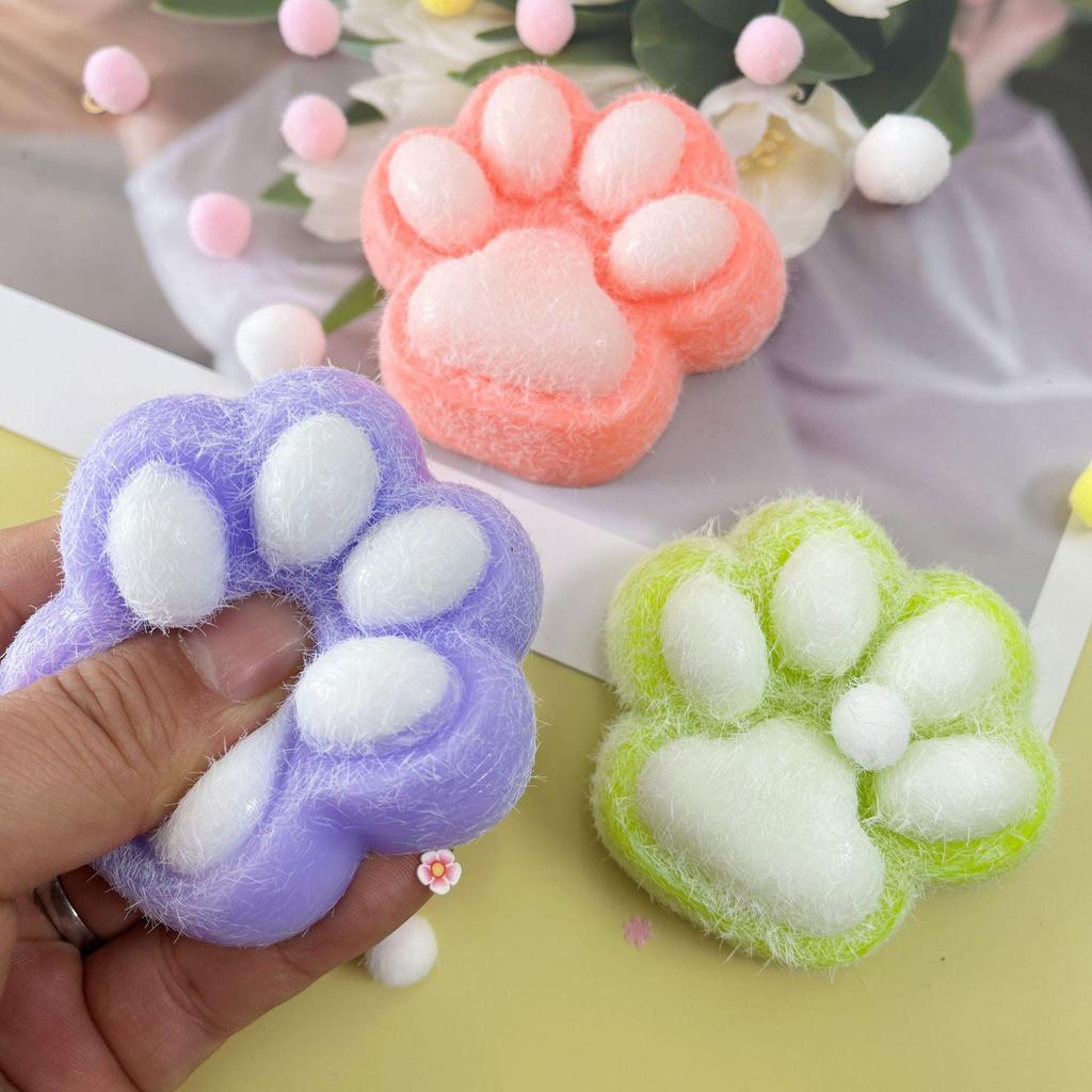 Jumbo Cat Claw Squishy: Stress-Relief Silicone Toy with Slow Rebound