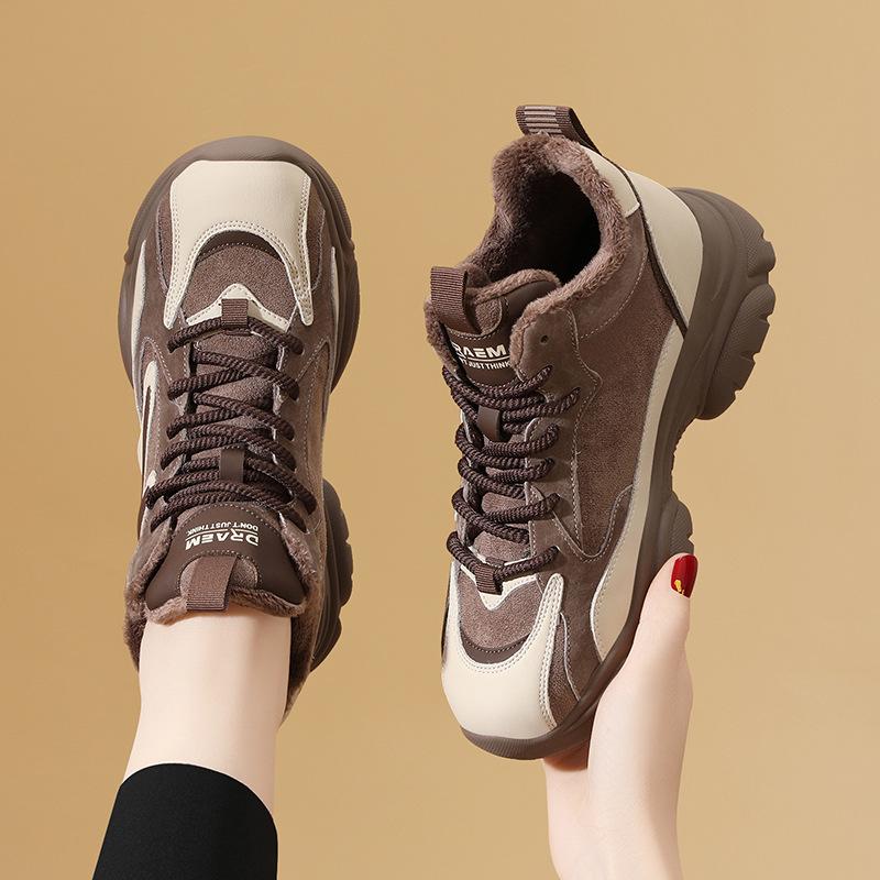 2023 Women's Black Plus Velvet Thick-Soled Casual Leather Shoes for Autumn and Winter