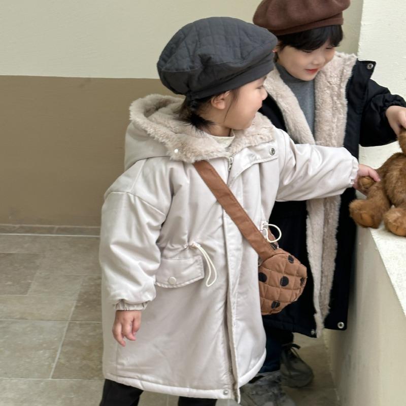 Детская одежда Средние длинные модели Для мальчиков и девочек Плюш Имитация Утолщенная одежда