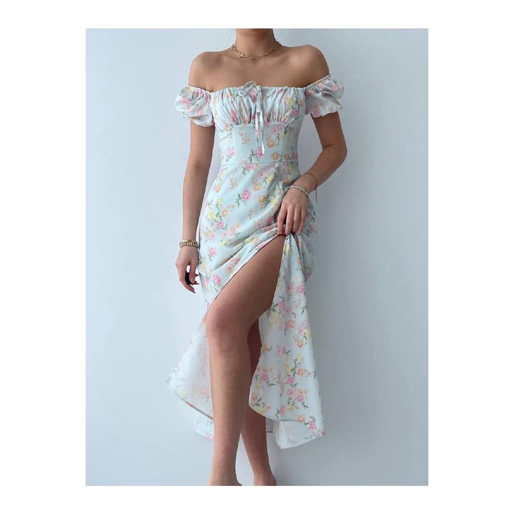 Платье с разрезом и цветочным узором