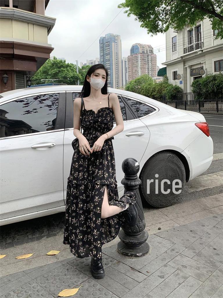 Летнее платье из шифона с цветочным принтом для женщин - дизайн 2025 года с утягивающей талией, разрезом и квадратным вырезом горловины