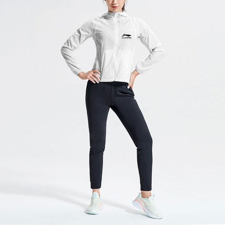 Li-Ning Куртка Urban Outdoor Series однотонная, с капюшоном, на молнии, ультралегкая, дышащая, быстросохнущая, водонепроницаемая, ветрозащитная, солнцезащитная YFDT141-1