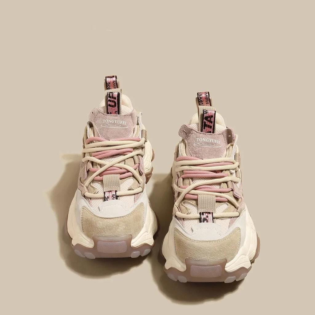 Модные кожаные туфли для женщин, увеличивающие рост, женские туфли для пап, повседневные кроссовки на толстой подошве для женщин, дышащая сетчатая обувь