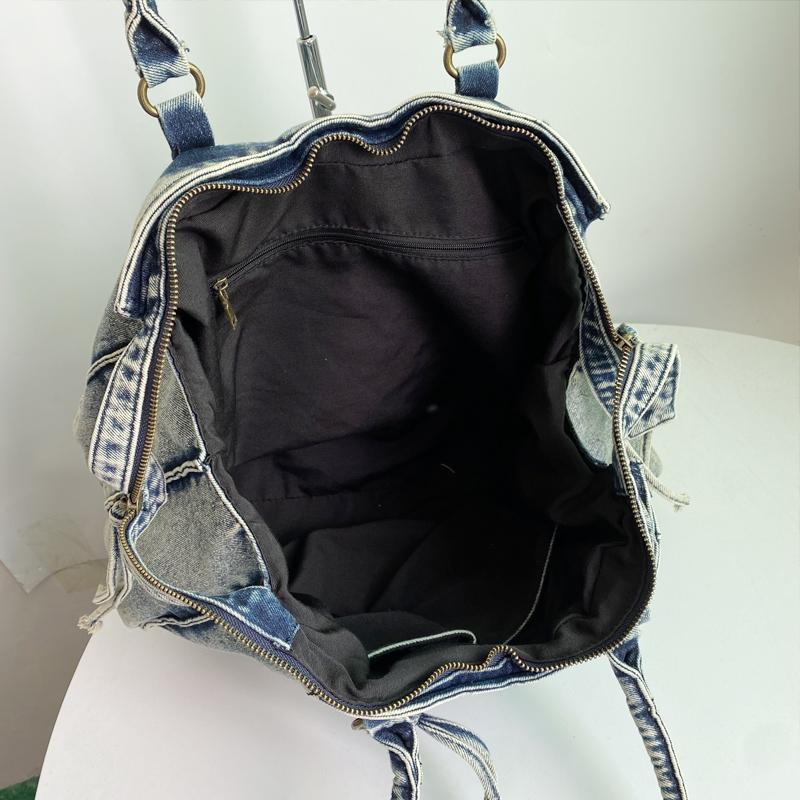 Denim Tote Bags for Women Luxury Designer Large Capacity Shoulder Crossbody Bags Trending City Bags and Purses Bucket Bag