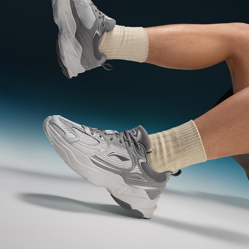 Li Ning Shooting Stars 2K Амортизация Скользкая Устойчивая к истиранию Поддержка Низкие Кроссовки на массивной подошве Мужские Серые AGCU329-3