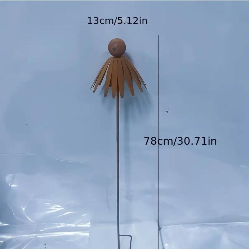 Rusted Iron Flower Outdoor Stake Weather Resistant Curved Petal Stake  Walkway Landscape