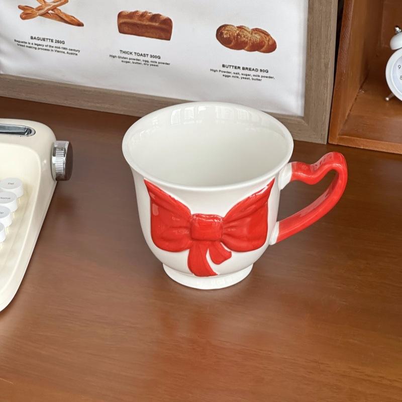 High-value Bow Ceramic Mug for Girls' Birthday Gift, Couple Drinking Cup, Girlfriend Souvenir Gift Box