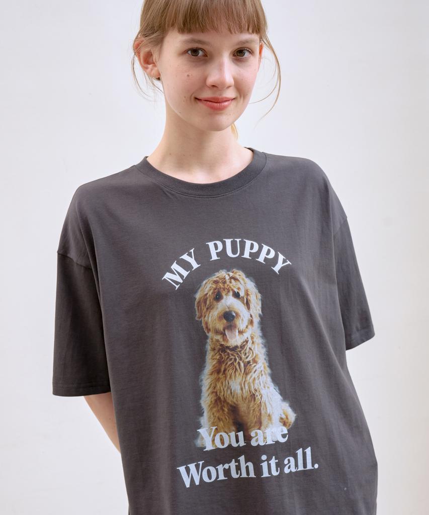 TRIP LE SENS Мой щенок Свободная футболка с коротким рукавом_Угольный