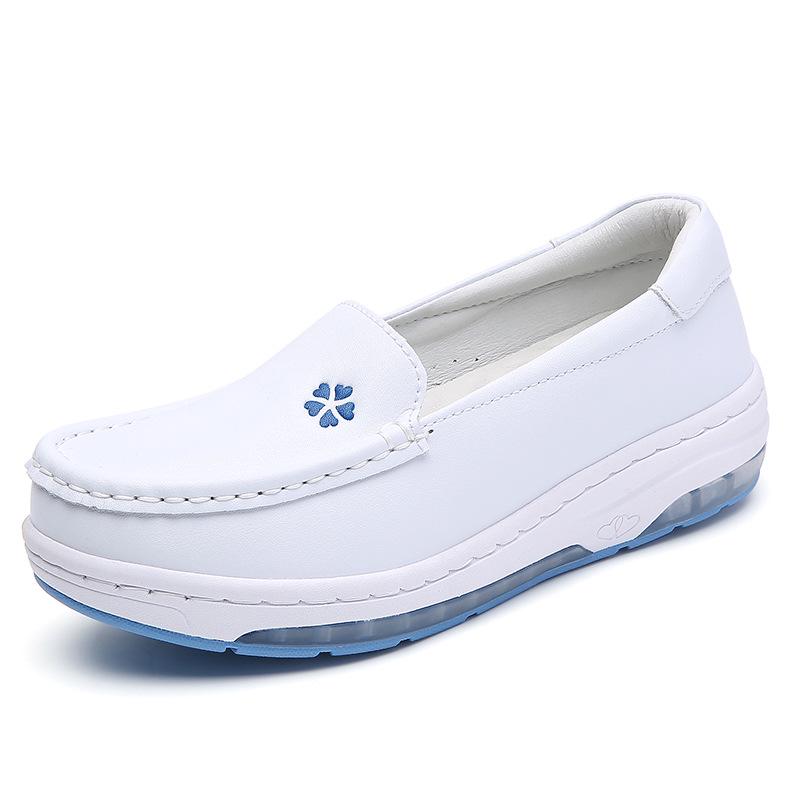 Женские летние нескользящие туфли для медсестер: Удобная, дышащая, мягкая и на плоской подошве медицинская обувь из натуральной кожи