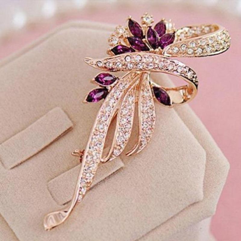 Brooch High-End Sense Niche High-End Women'S Silk Scarf Buckle Alloy Corsage Small Fragrant Wind Pearl Rhinestone High-End