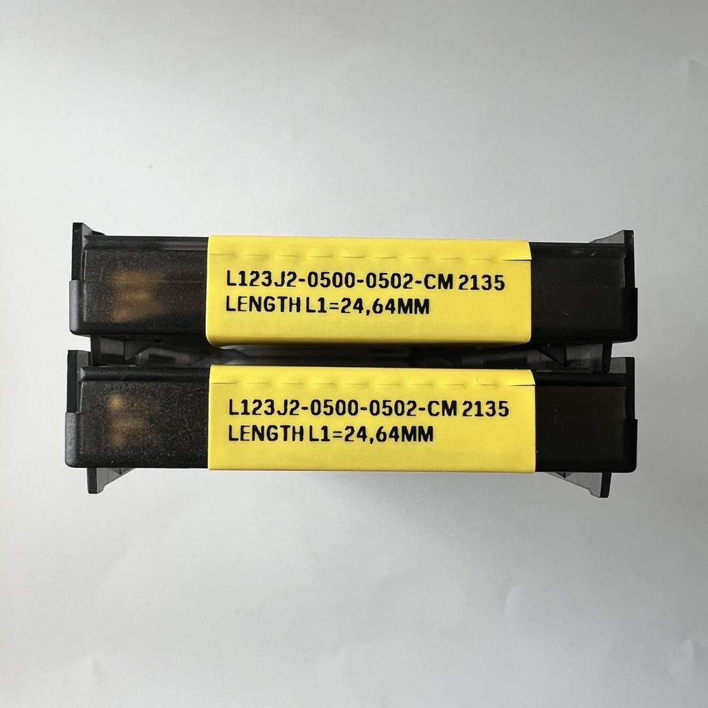 Sandvik / L123J2-0500-0502-CM 2135 / Оригинальное шведское твердосплавное лезвие 10 шт.