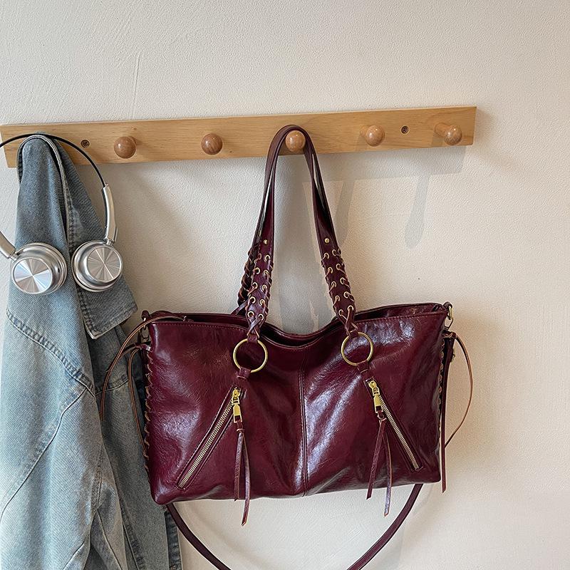 Women's Retro Large-Capacity Shoulder Tote - European & American Style Versatile Handbag with Drawstring