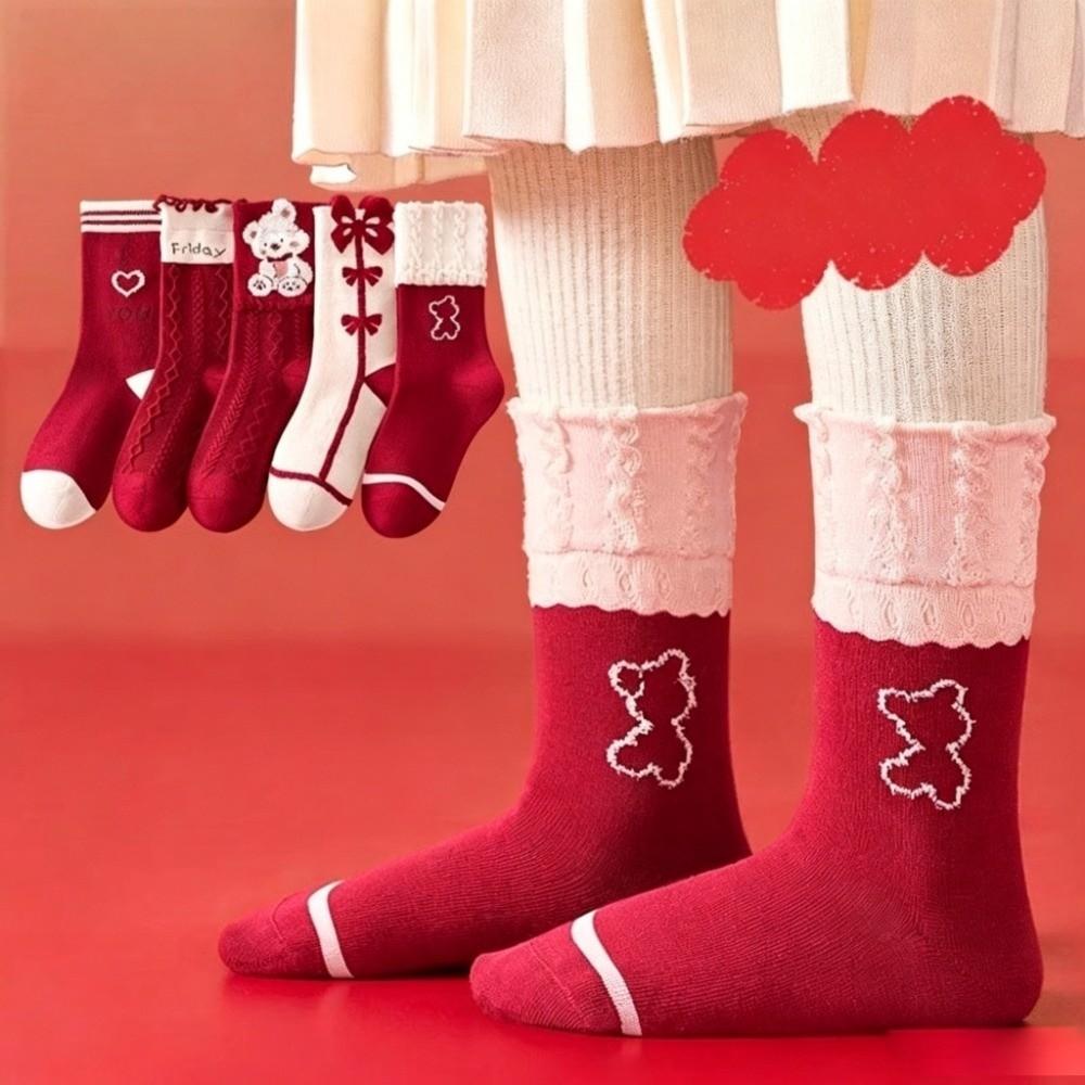 Red Color Mid Calf Socks Soft Cotton Cartoon Pattern Socks Cozy Holiday Socks For Girls