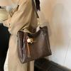 Сумка женская большой вместимости 2025 новая осень и зима высококлассная модная сумка на плечо студенческая сумка-тоут для поездок на работу