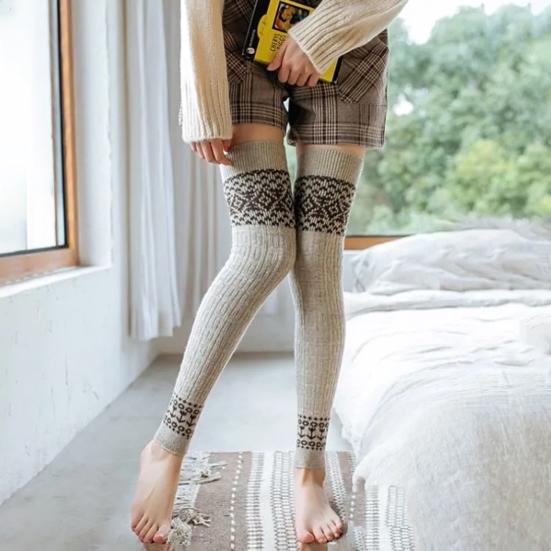 1 пара женских зимних носков для голени из плотного материала с цветными блоками, накидки на ноги выше колена, нескользящие, высокоэластичные, сохраняющие тепло носки