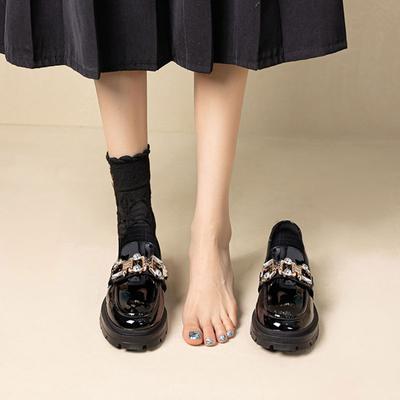 Маленькие кожаные туфли женские мокасины на платформе, со стразами на мягкой подошве модные британские туфли с одной педалью