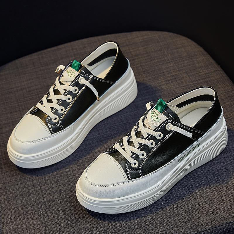 Маленькие белые туфли на толстой подошве, увеличивающие рост, женские летние новые женские туфли, кожаные дышащие слипоны, спортивная и повседневная обувь