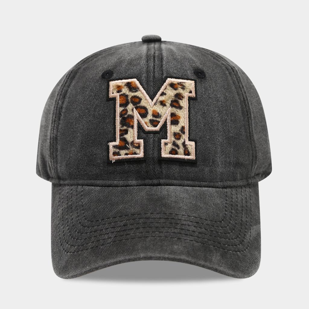 Black Baseball Cap, 26 English Letters Leopard Print Duckbill Hat, Women's Retro Fashion Sports Sun Hat, Trendy Cap