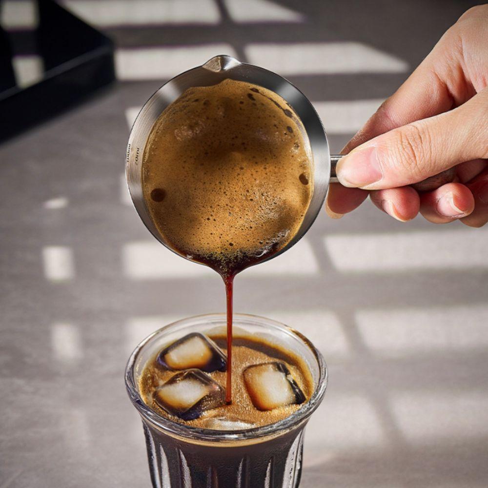 304 Stainless Steel Coffee Extraction Cup Walnut Handle Coffee Pouring Cup Dosing Cup Restaurant