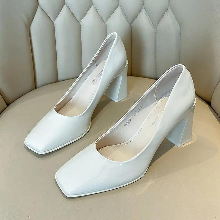 Женские туфли-лодочки из лакированной кожи, туфли-лодочки на квадратном каблуке в стиле ретро, ​​кожаная обувь в студенческом стиле с квадратной головкой, студенческие туфли на высоком каблуке 8 см