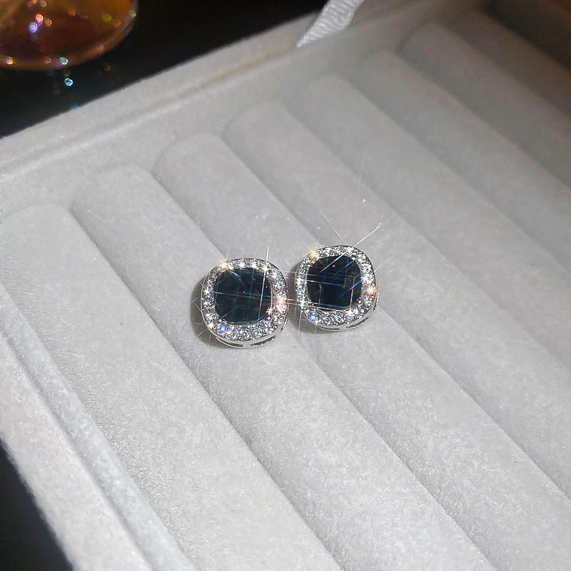 Vintage Rhinestone Flower Heart Necklace - Elegant Retro Clavicle Chain, Light Luxury Style