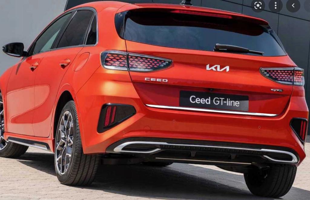 Kia Cee'd III GT - CHROME TRUNK LID STRIP
