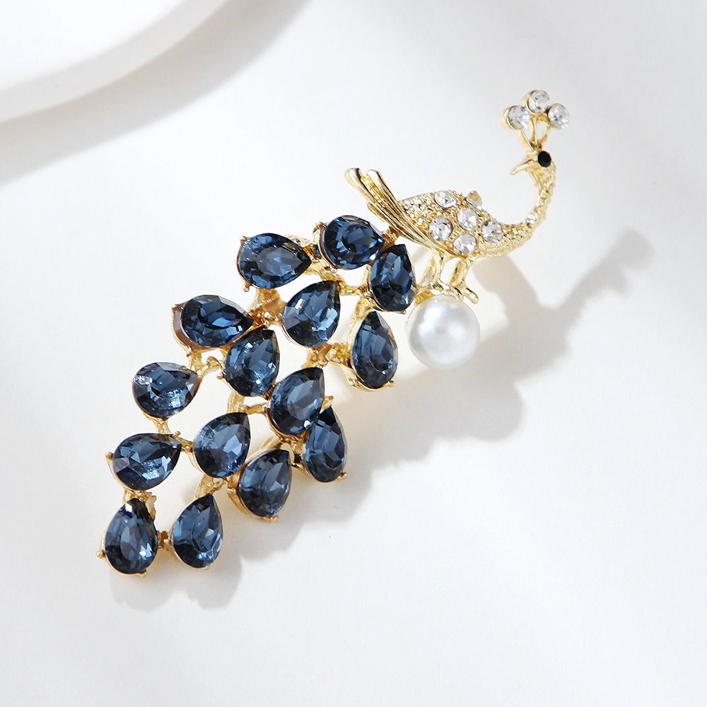 Retro Peacock Brooch Luxury Crystal Corsage Pin Jewelry Accessories Peacock Collar Pins Wedding