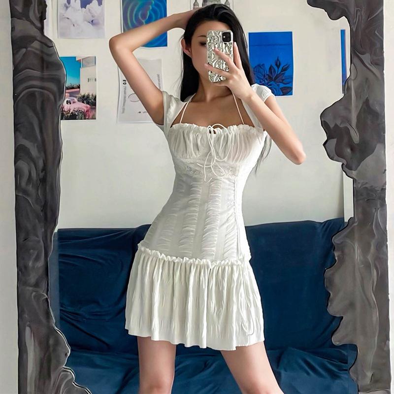 Летняя мода Франция Платье с низким вырезом Женщины с коротким рукавом Тонкие мини-платья с рюшами Женские вечерние повседневные элегантные облегающие платья на шнуровке для отпуска Женщина